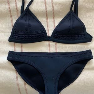 TRIANGL Bikini Set